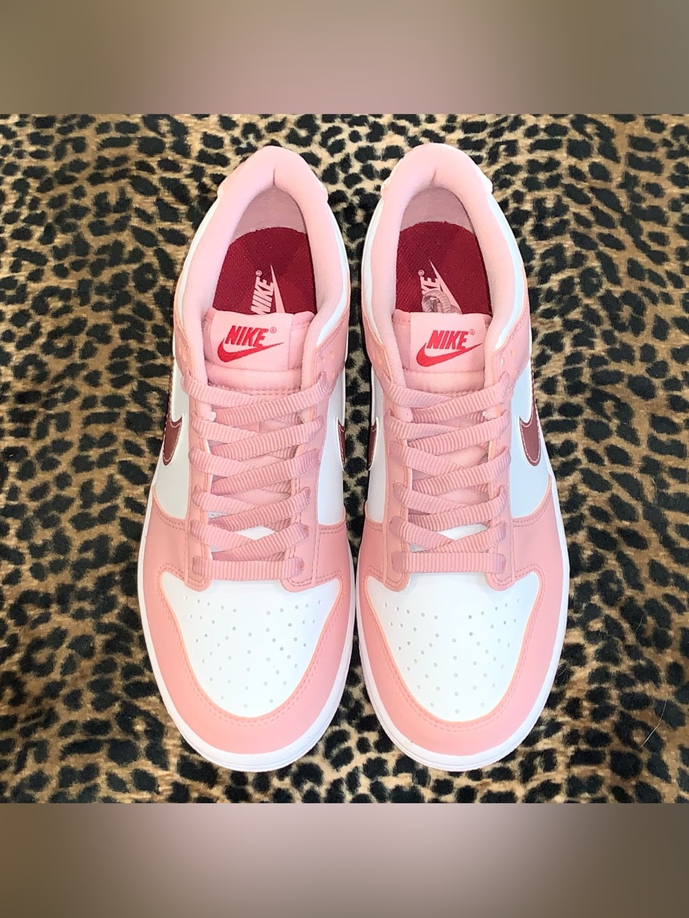 Nike - Picture 3 of 5